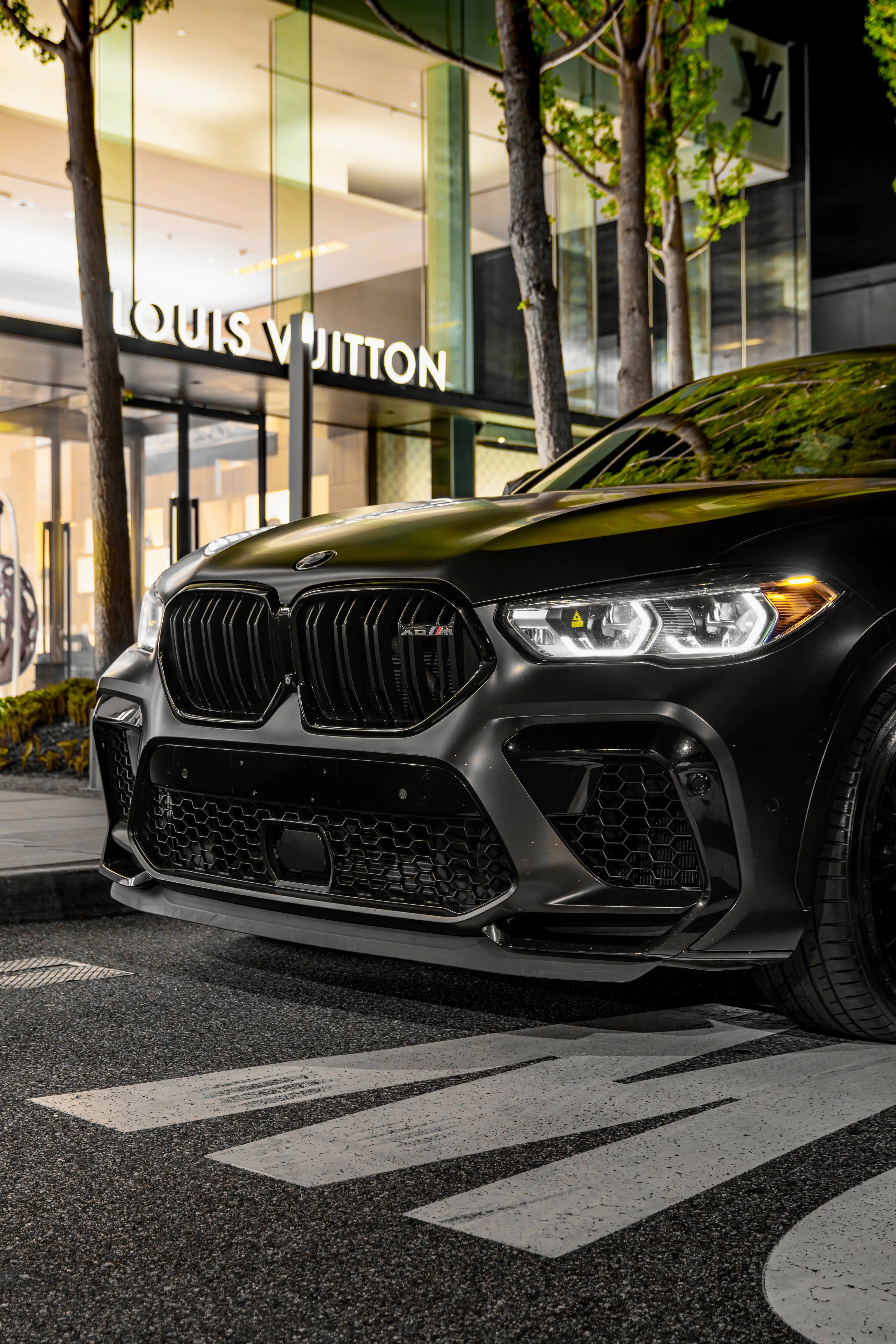 BMW - Image 14