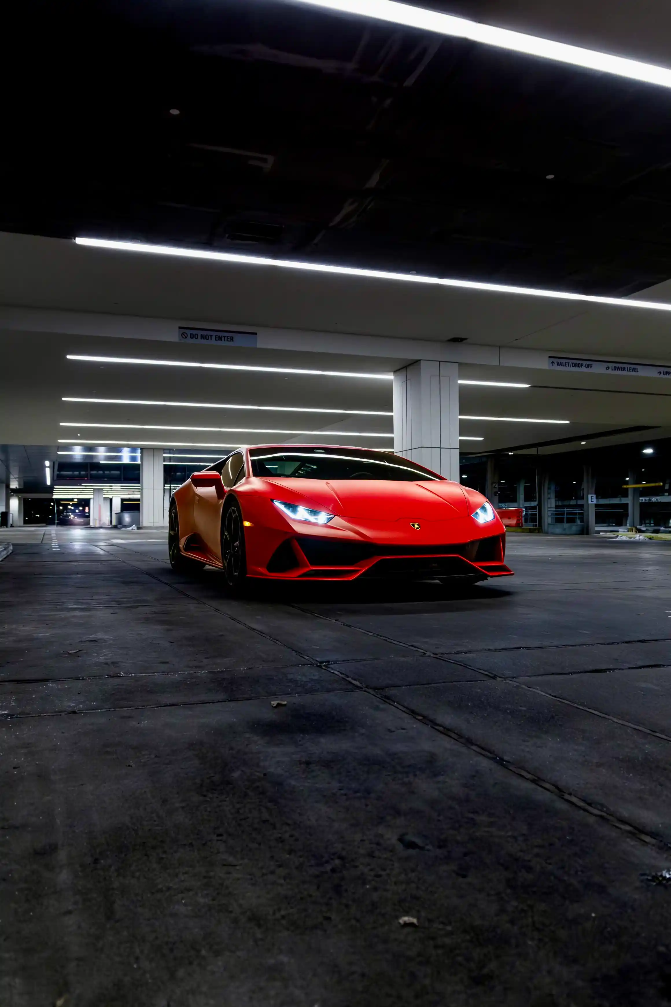 Lamborghini - Image 2