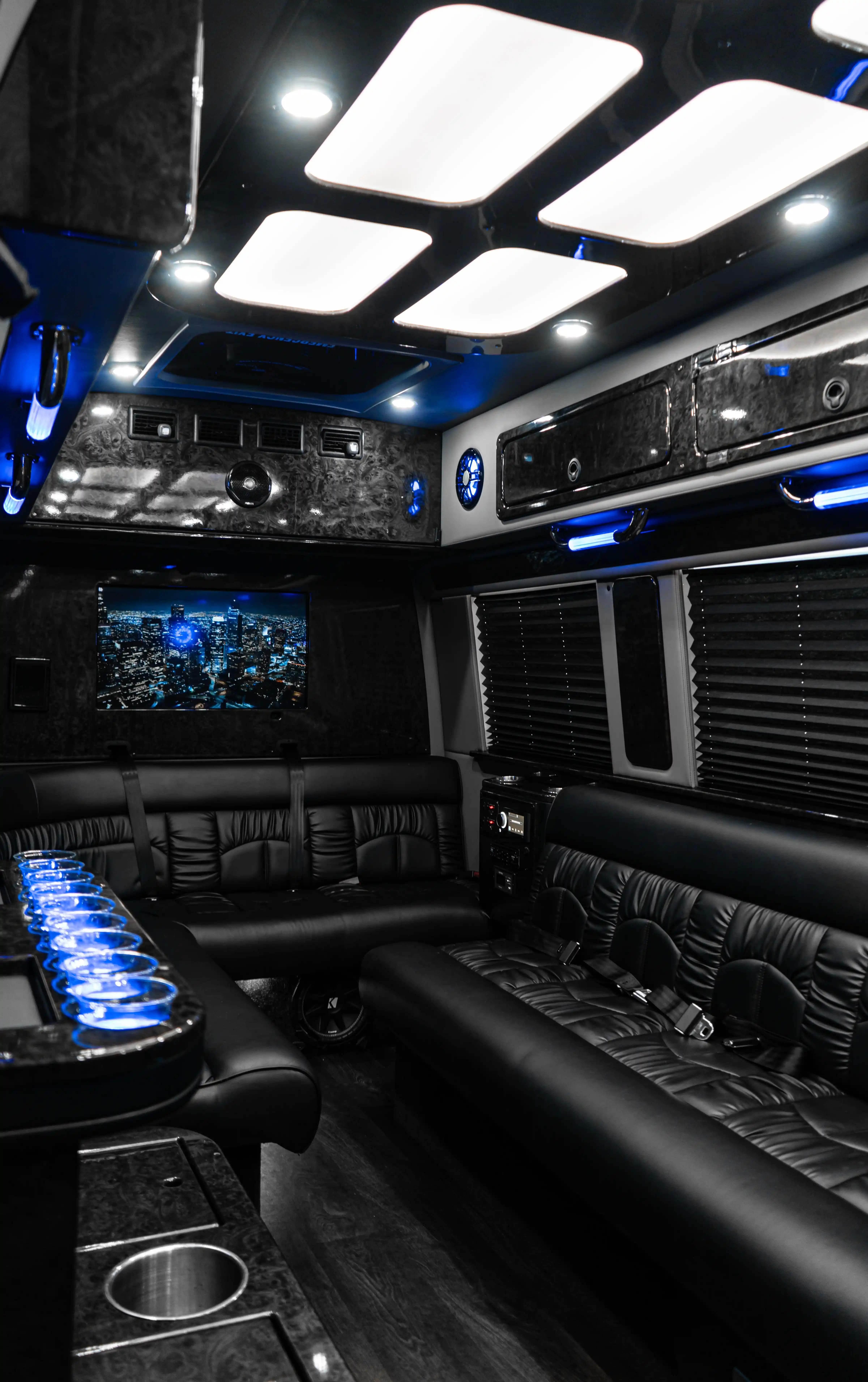 Maybach Sprinter - Image 11