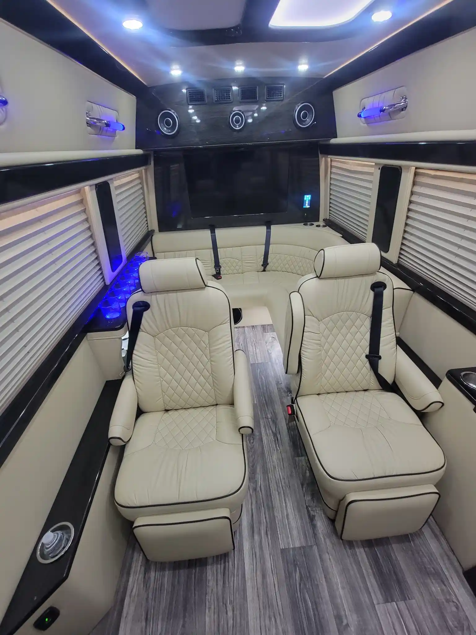Maybach Sprinter - Image 2