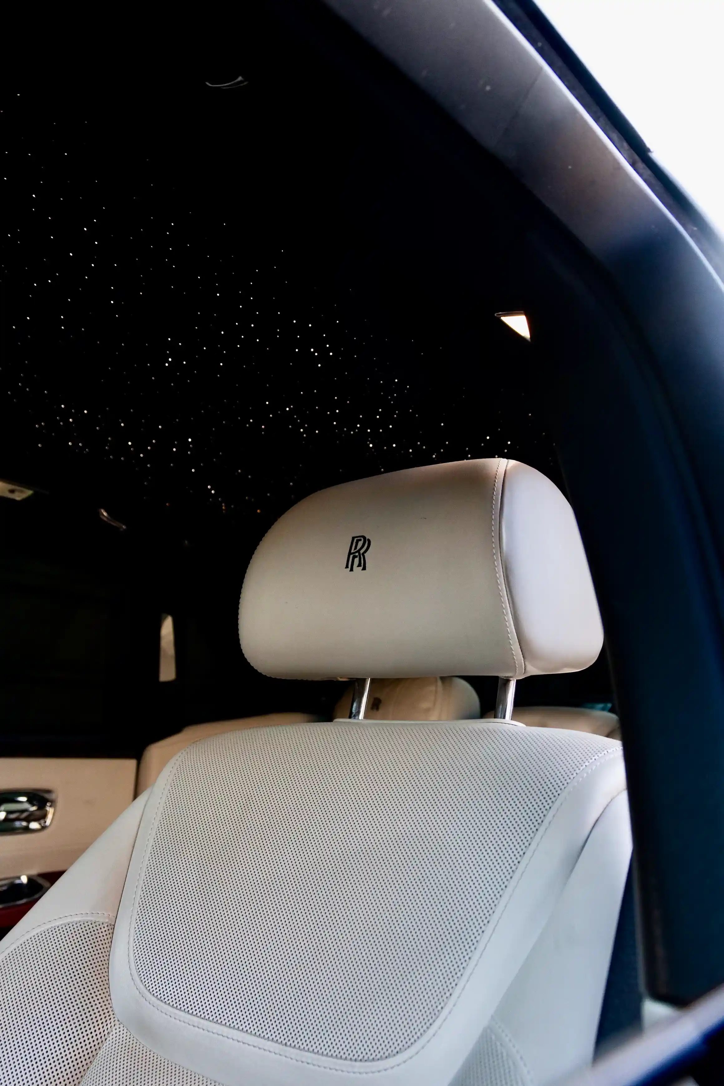 Rolls Royce - Image 10