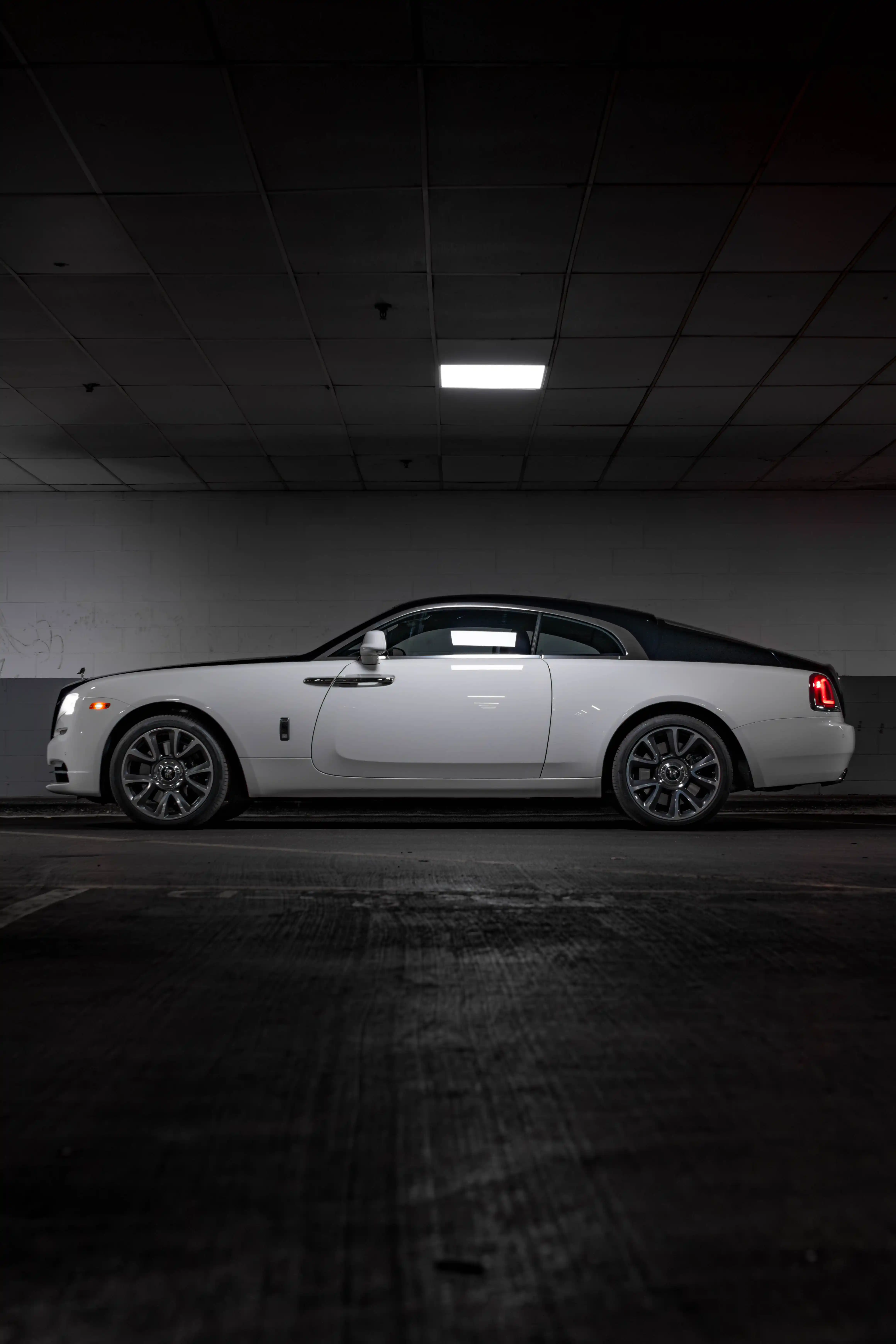 Rolls Royce - Image 17